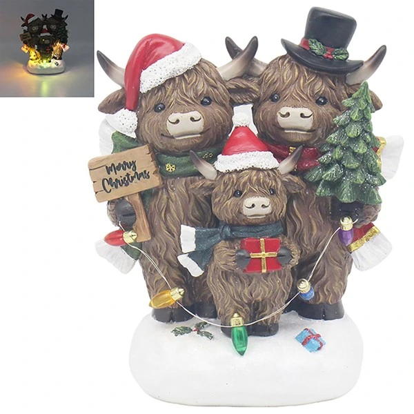 Highland Cow Family with LED